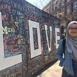 Meet your Posher, Nureen hanisah